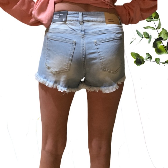 NWT Forever 21 Denim Shorts (SH-0001) - Picture 2 of 10